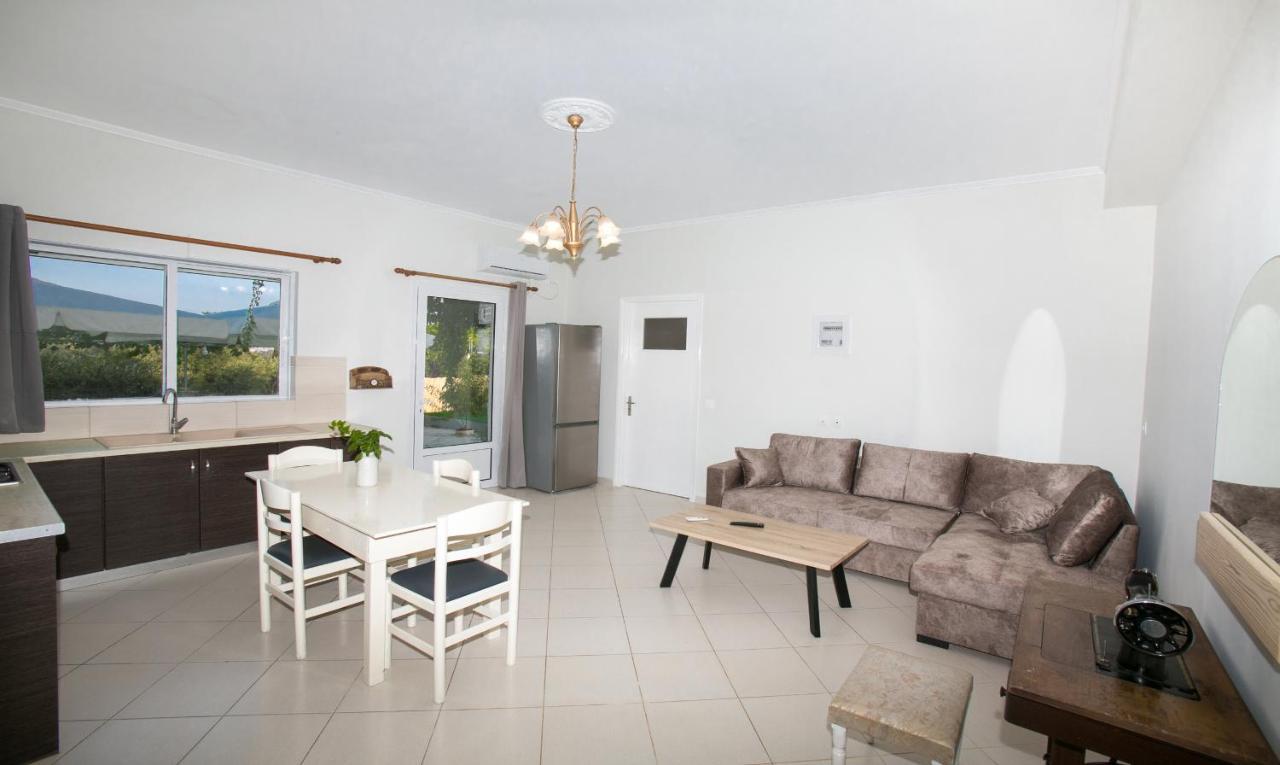 ליקסורי Babi'S Villa - Garden Apartment מראה חיצוני תמונה