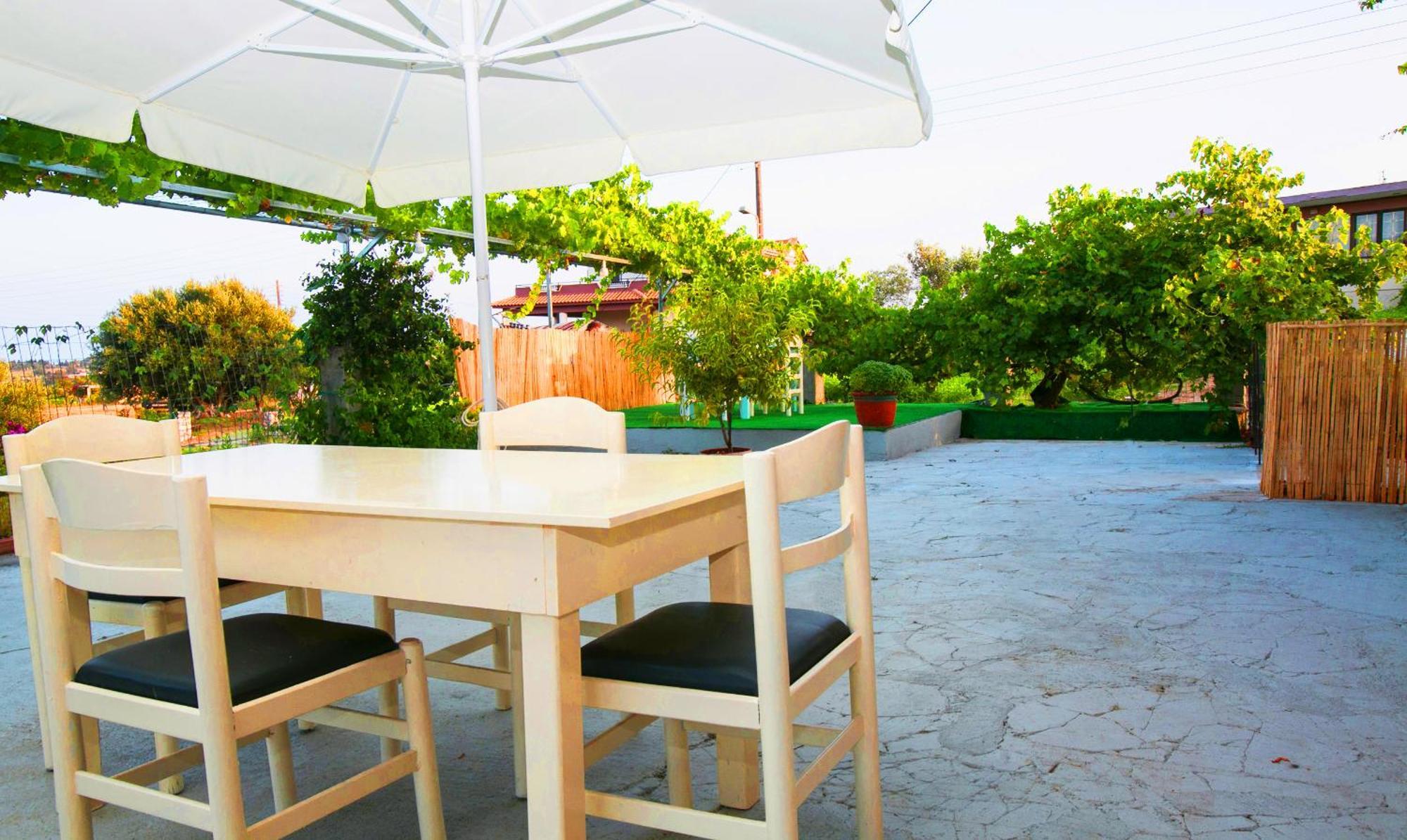 ליקסורי Babi'S Villa - Garden Apartment מראה חיצוני תמונה
